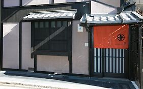 ホスタ 梅小路 朱
